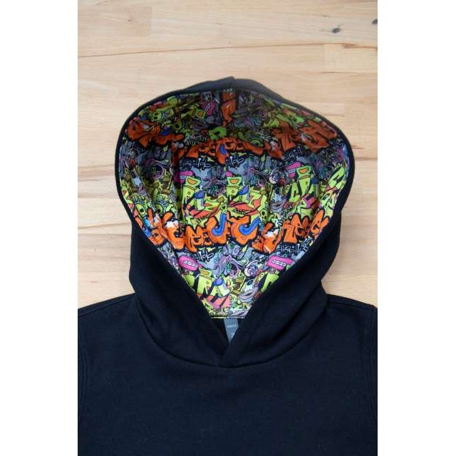 Unisex Kids Contrast Patterned Hooded Sweatshirt – Black/Skate Graffiti